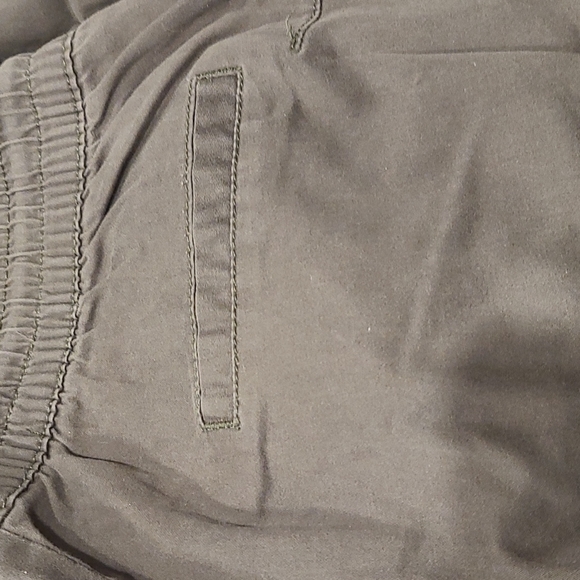 Seven sisters green cargo type joggers - Picture 6 of 8